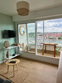 Oceanfront accommodation - Image 3