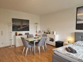 Central two-room apartment - Image 3