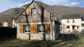 Chalet with garden | Mountain view - Image 2