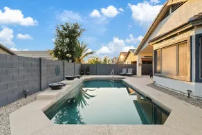 Sunny Poolside Golf Haven Heated Pool 4Bed 2Bath - Image 3