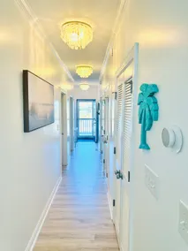 NY LISTE! Glimrende opdateret OCEANFRONT Condo på øverste etage på Ocean Club Resort - Image 4
