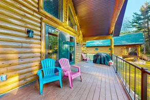 Modern Dog-Friendly Cabin with River Views - Image 2