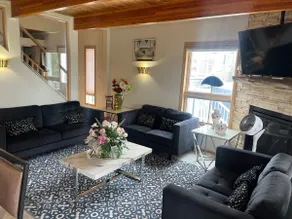 Lakefront Blue House #STAR-04596 Event Space! - Image 2