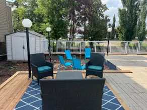Lakefront Blue House #STAR-04596 Event Space! - Image 4