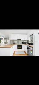Sal’s Coastal Cottage - Image 4