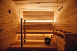 Luxury chalet with sauna & hot tub - Image 3