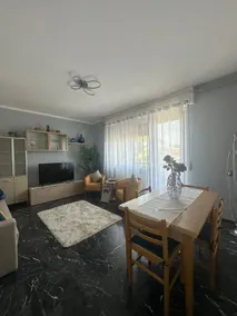 Stay Friuli – bright apartment for 6 in Pordenone - Image 2