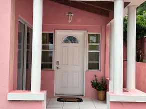 JYM Blissful Escape| Cozy & Modern 2BD+1BA Apt - Image 3