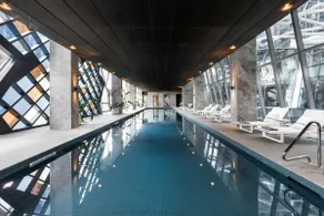 A Chic 2BR Apt with Panoramic Views FREE Parking - Image 4