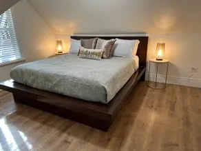 Quaint Home - Image 2
