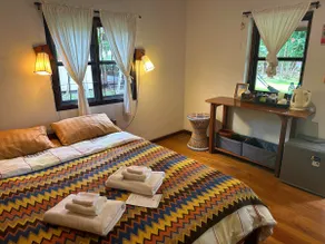 Boutique Bungalow w/ Natural Pool & Steam Sauna - Image 4