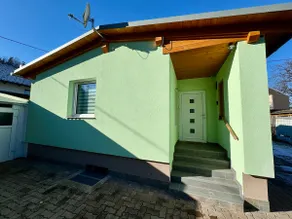 Private cottage with garden & parking - Image 4