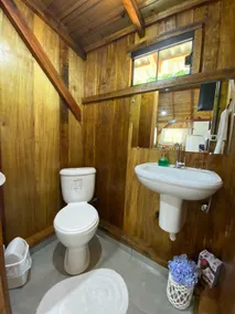 Mountain-foot cottage, strong vibes. - Image 2
