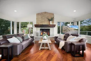 Wine Country Estate: Pool, Spa & Vineyard Views - Image 2