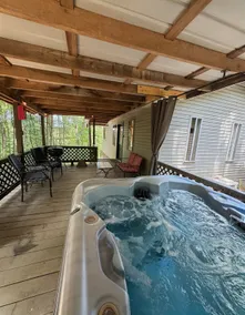 Dogwood Cottage, Hot Tub, WiFi, Pet Friendly - Image 3