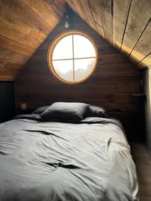 Loft Cabin *HotTub* WiFi*Firepit*Deck - Image 4