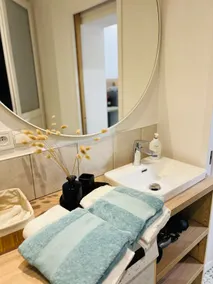 Cozy 2-room apartment – right in the heart of Dijon - Image 5