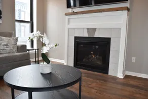 Downtown Monroe Luxury Apartment - Image 3