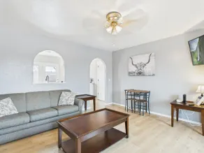 Cozy Comfortable Home - Image 2
