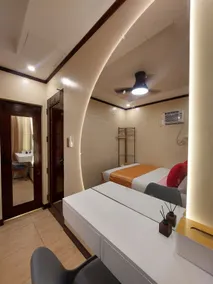 Casita de Reina (Stylish 1-Bedroom Small House) - Image 2