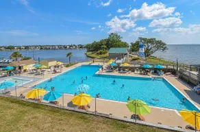 Sail Cove - Dog Friendly + Pool + Sound Beach! - Image 2