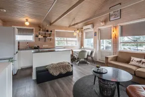 Golden Circle Cozy Retreat - Image 2