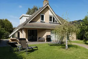 The Poplar Place - Spacious Comfort, Hot Tub in Private Garden - Image 2