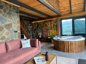 romantic country house with stunning views - Image 2