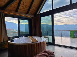romantic country house with stunning views - Image 5