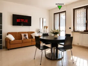 Independent apartment with parking-Mirafiori - Image 2