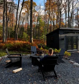 An autumnal escape to a peaceful A-frame retreat. - Image 3