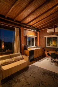 Vale Das Águias Inn - Harpy Eagle Cabin - Image 3