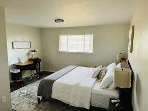Cozy 4 Bedroom Retreat w/ 1 car garage. - Image 4