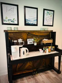 Luxury:Hot Tub,Movie/Game Room,King Bed,Coffee Bar - Image 5