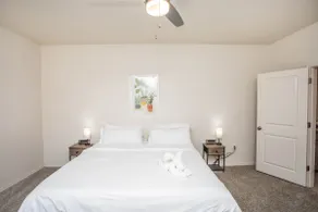 LBK getaway! With king beds - Image 5