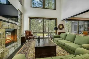 Allure at Schaffer - Pet Friendly w Hot Tub & Golf - Image 5
