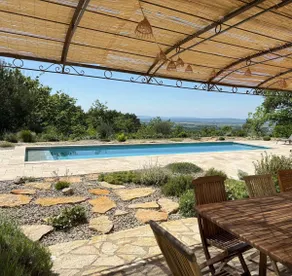 Secluded Provençal home with pool & stunning views - Image 5