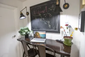 Free Parking-Dog Friendly-0.4mi OWU-Full Kitchen - Image 4