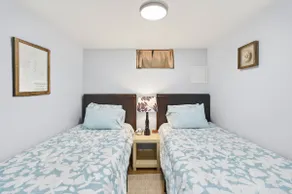 Cozy, spacious basement apartment near JMU - Image 2