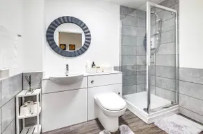 Beautiful Birmingham apartment - Image 4