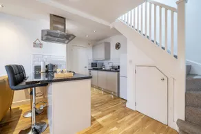 Seaside Cottage Escape in Paignton - Sleeps 4 - Image 2