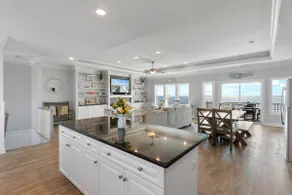 Isle Oasis. Oceanfront, Elevator, Heatable Pool - Image 2