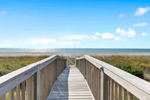 Isle Oasis. Oceanfront, Elevator, Heatable Pool - Image 4