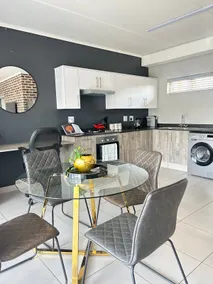 Cozy Retreat in Nelspruit, Mbombela - Image 2