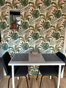 Cozy Studio – Quiet, Fast Wi-Fi, 10 minCenter - Image 2