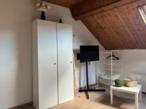Cozy Studio – Quiet, Fast Wi-Fi, 10 minCenter - Image 5