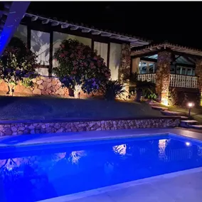 Spectacular farm-style house - Image 2
