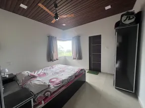 K Hill House - Image 3