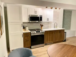 Cozy Georgetown Gem with Free Parking - Image 2