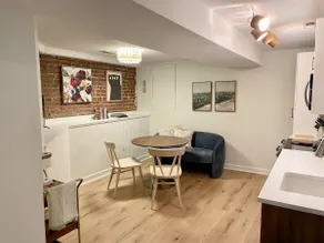 Cozy Georgetown Gem with Free Parking - Image 3